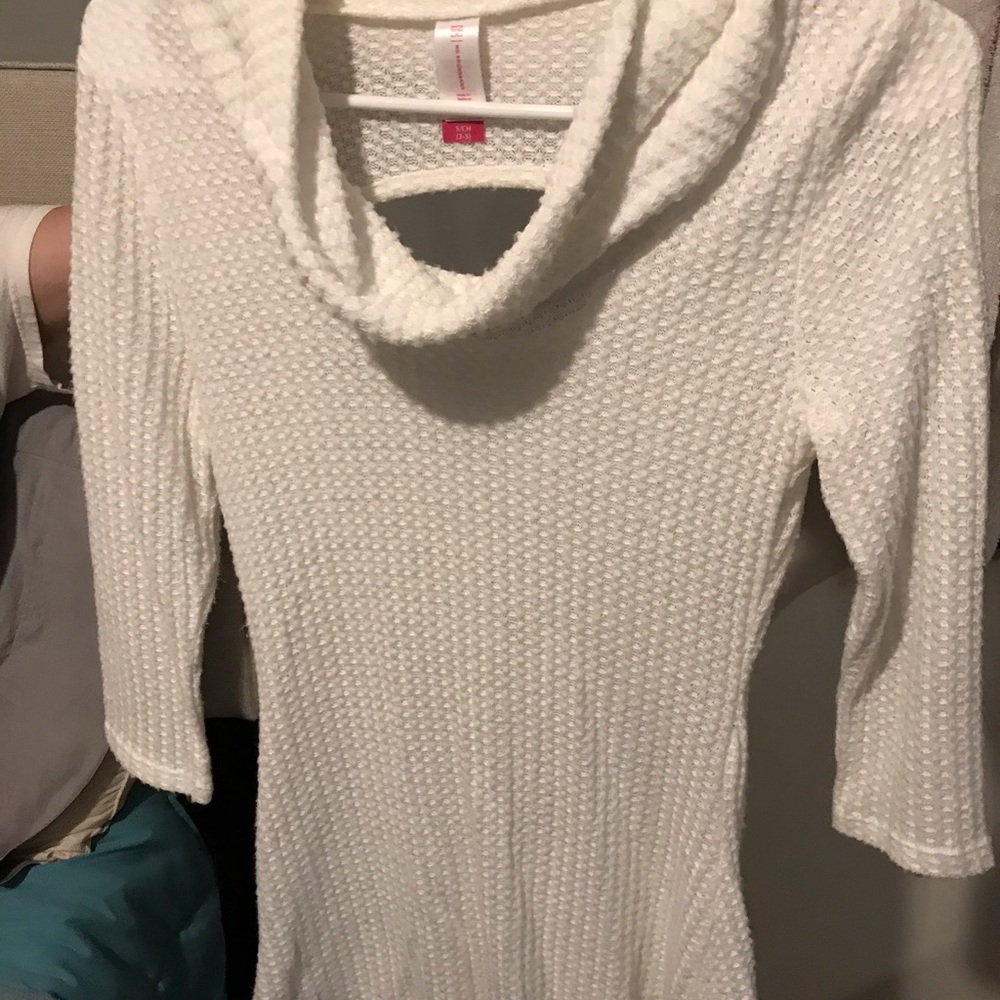 3/4 sleeve sweater